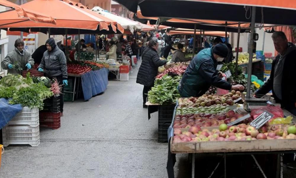 Απαγορεύονται οι μετακινήσεις των εμπόρων λαϊκών αγορών εκτός περιφέρειας
